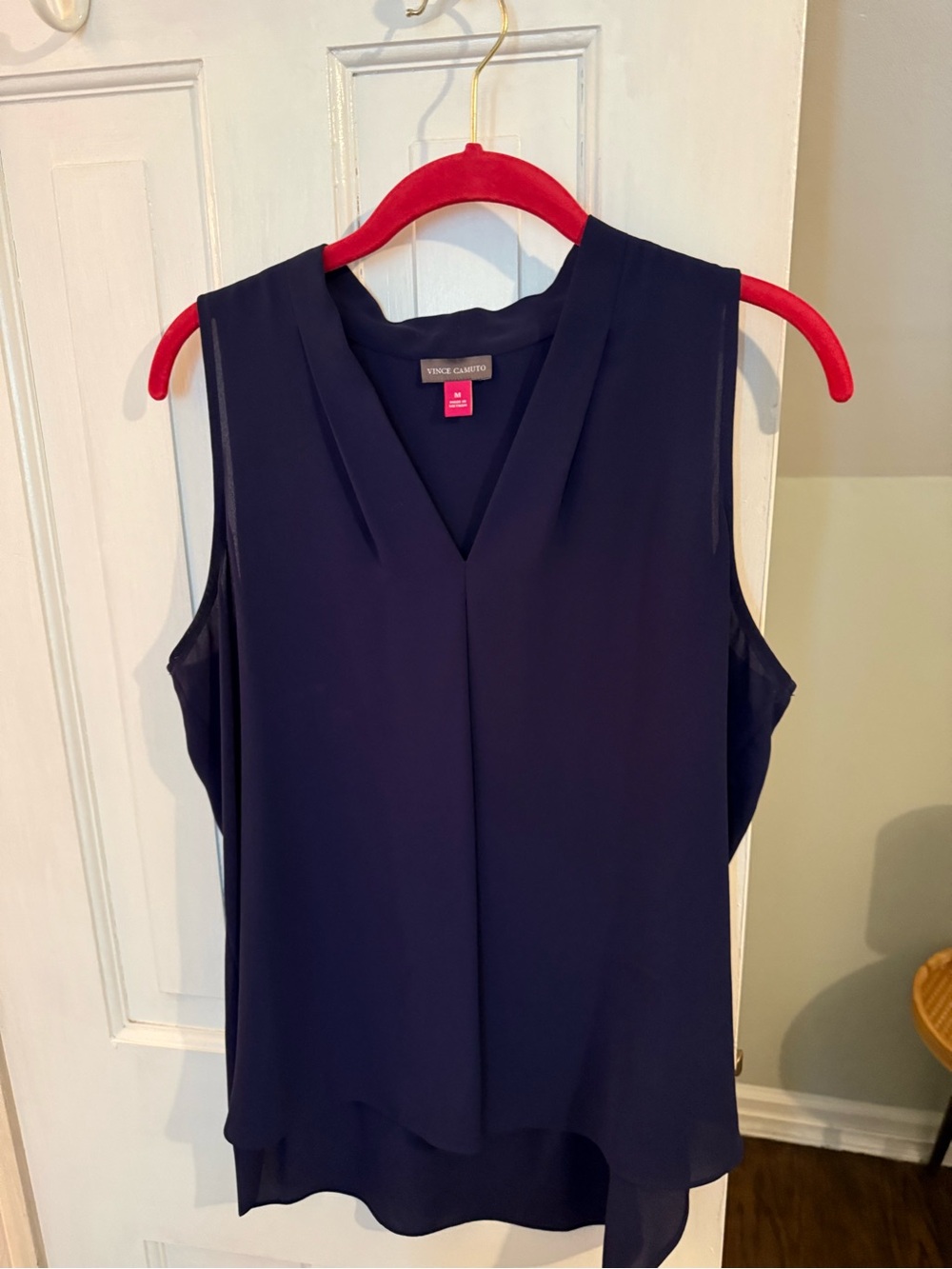 Vince Camuto Navy V-Neck Sleeveless Layered Hem Tank